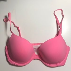 PINK 34C t-shirt bra in hot pink barely worn!